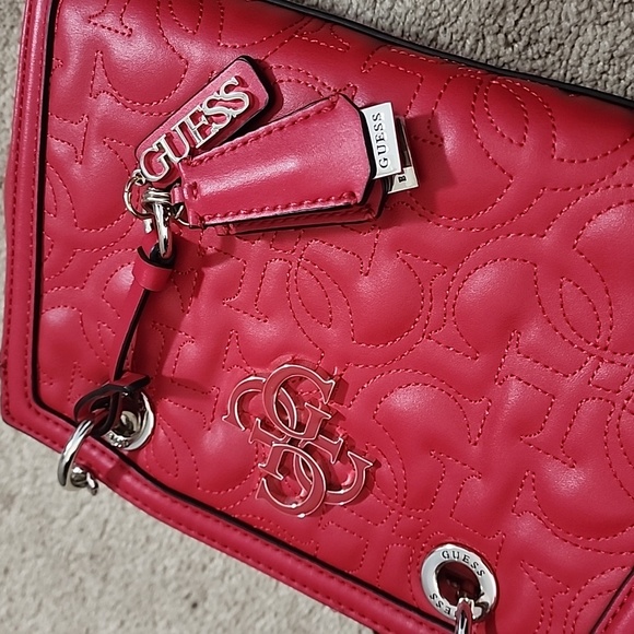Guess shoulder bag. - Picture 8 of 8